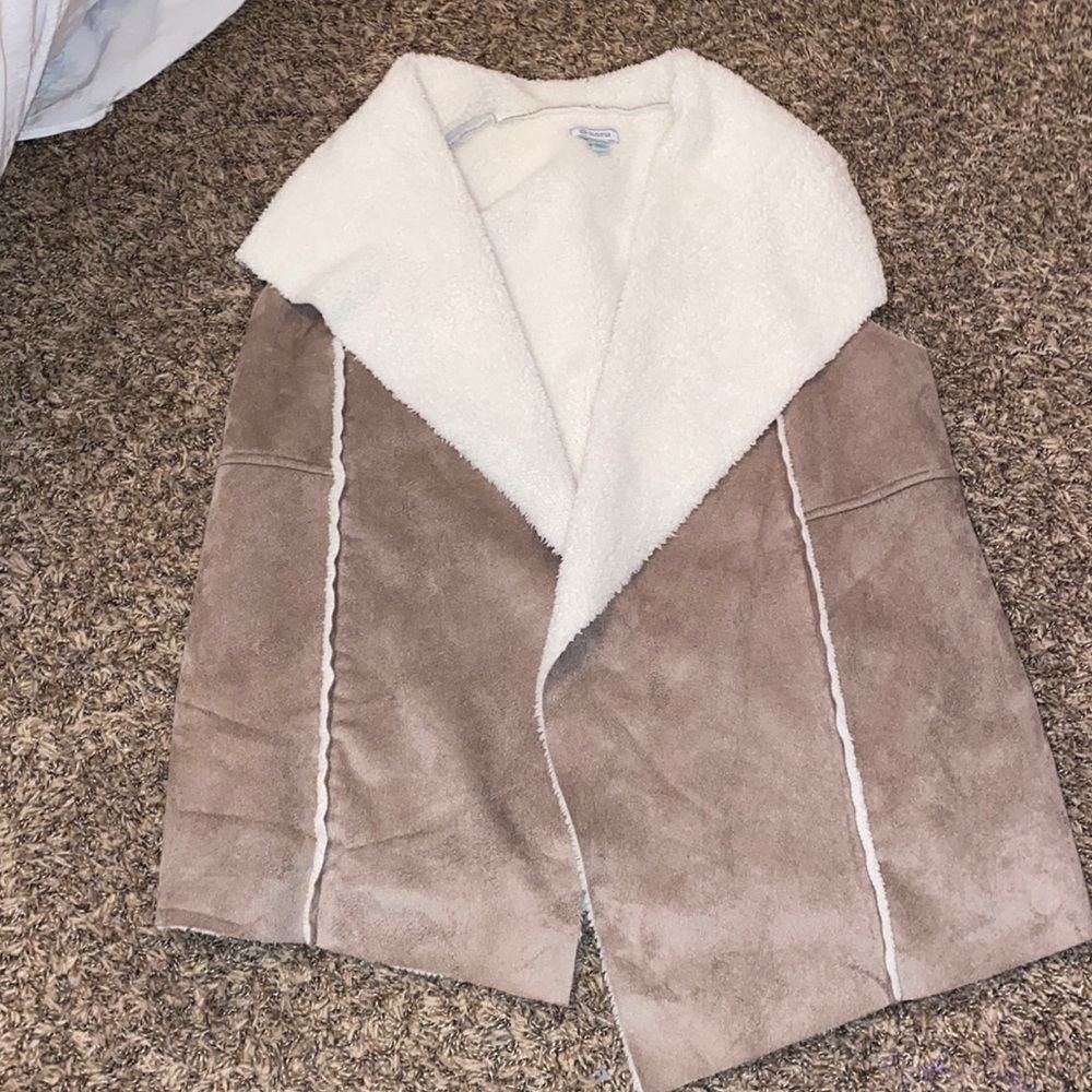 Winter sherpa vest